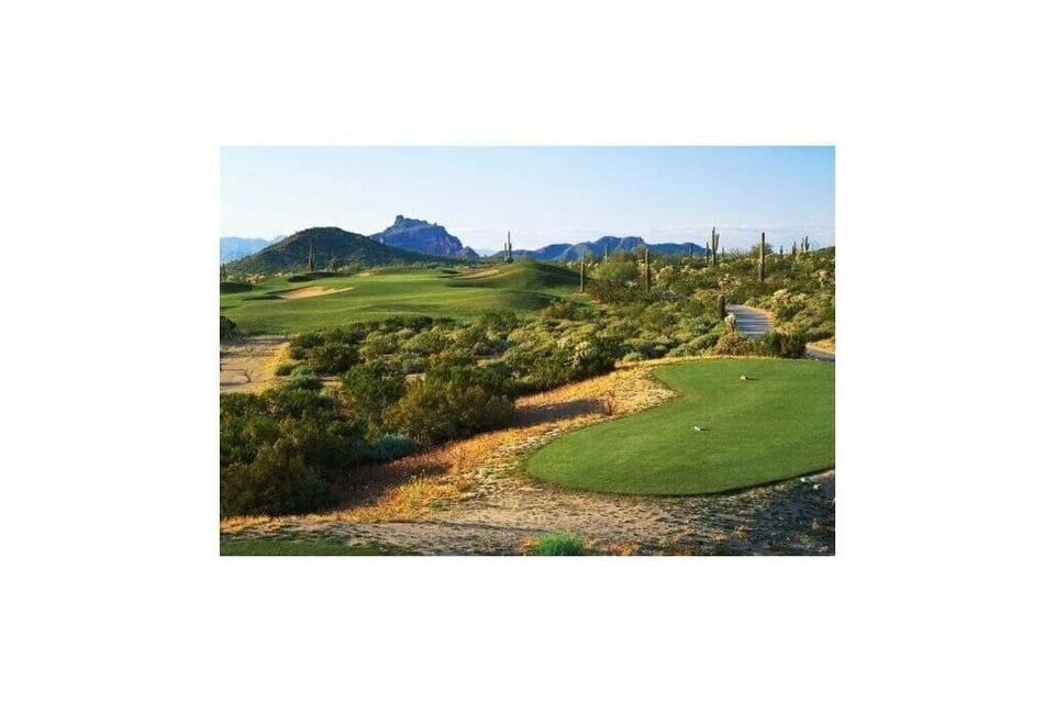 Golf, 10 min away