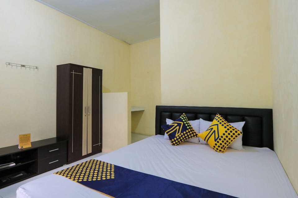 Economy Double Room | Free WiFi, bed sheets
