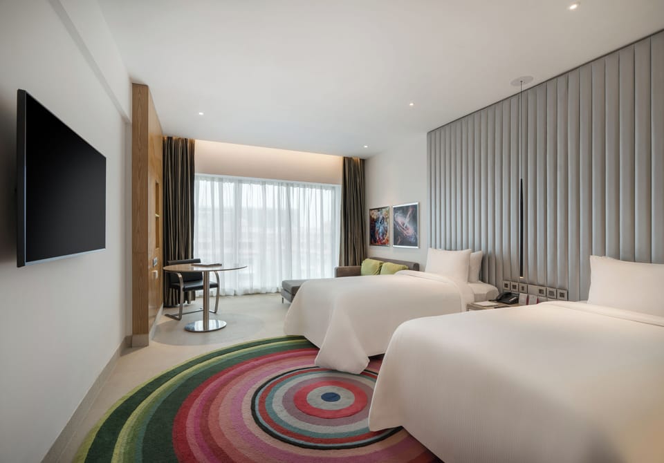 Silver Room  | Egyptian cotton sheets, premium bedding, down comforters, in-room safe