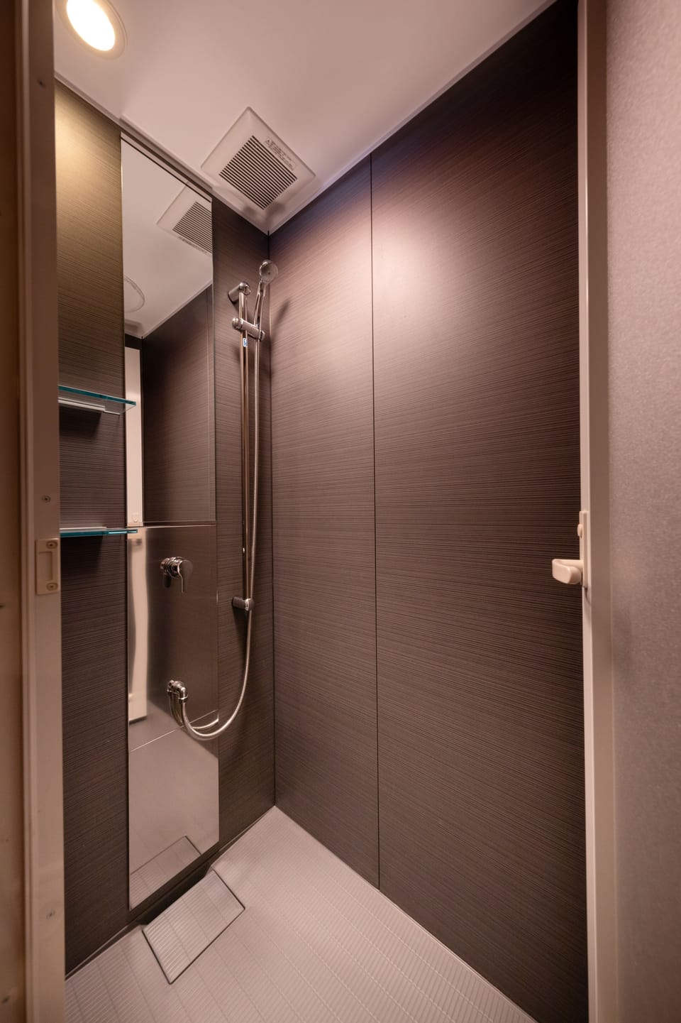 Private Vacation Home | Bathroom | Shower, free toiletries, hair dryer, electronic bidet