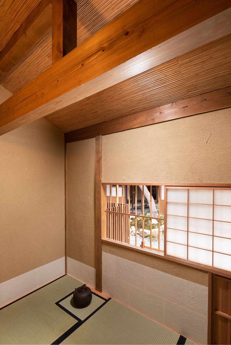 Private Vacation Home | Desk, blackout drapes, free WiFi