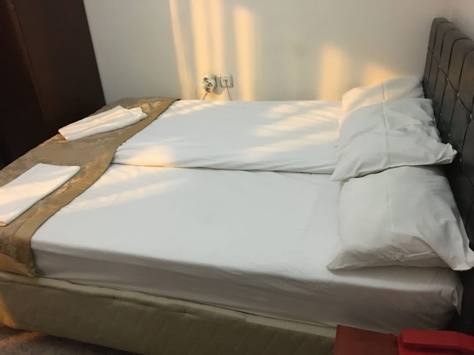 Standard Double Room | Free WiFi