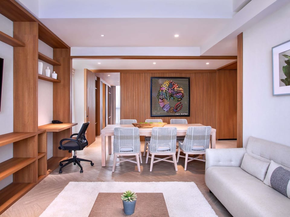 Minibar, in-room safe, blackout drapes, soundproofing