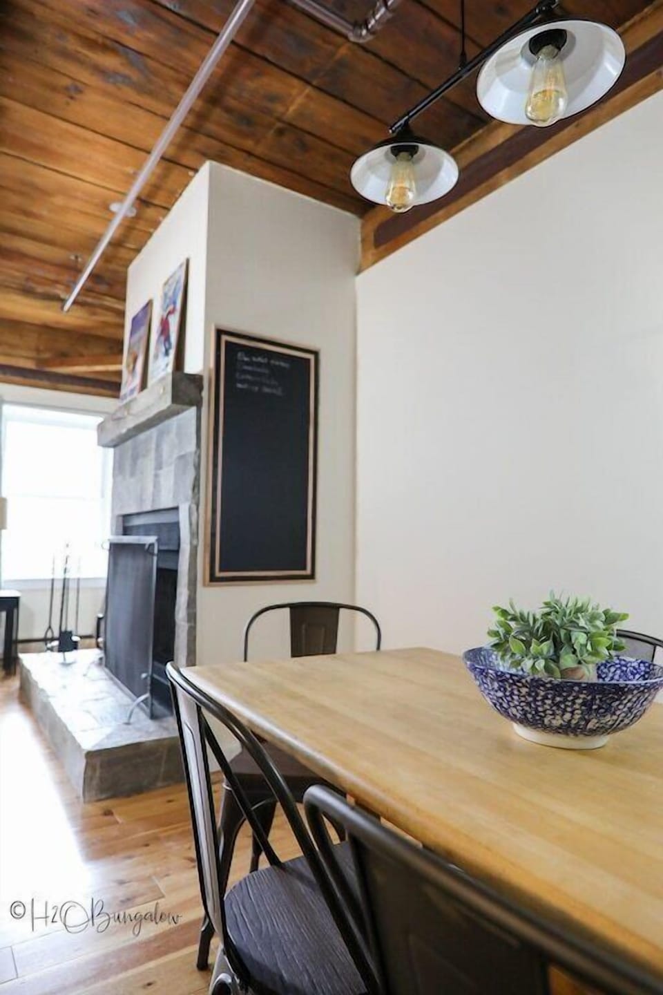 Spend your mornings hiking and your afternoons staying productive in our light-filled living area.
