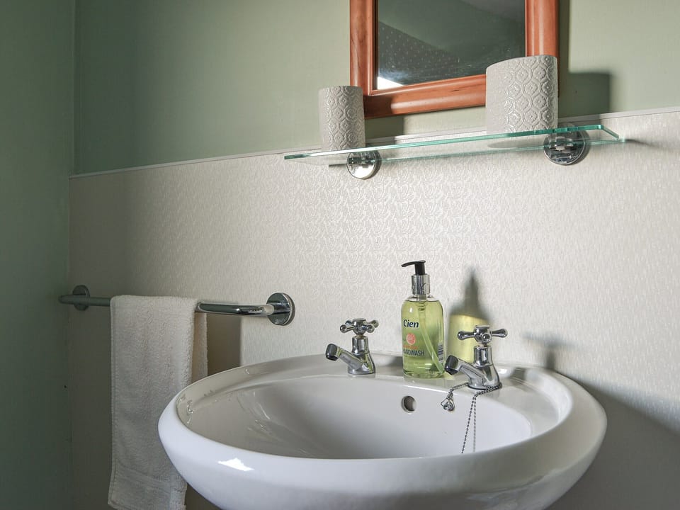Bathroom | Eleven Diabaig Cottage, Diabaig, near Torridon