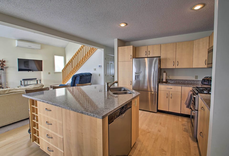 Kitchen | Fully Equipped | Keurig Coffee Maker