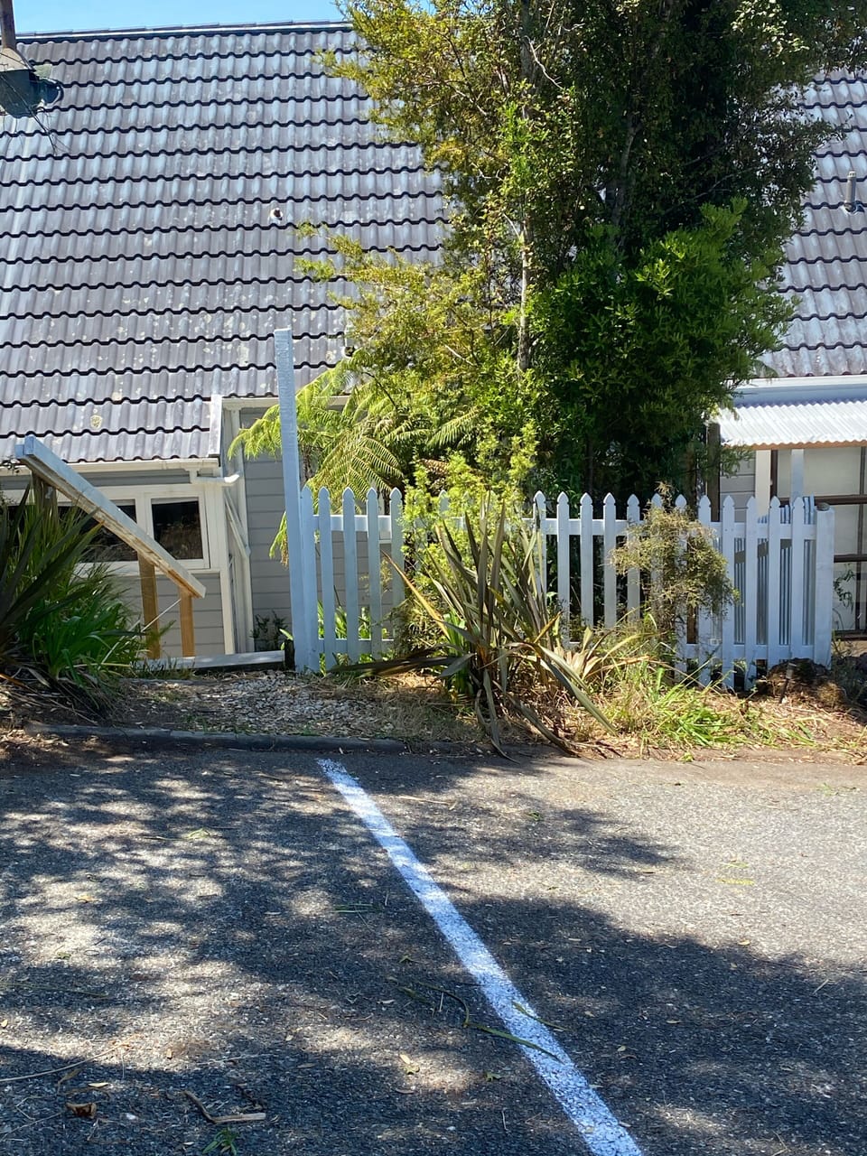 Parking and entry to house