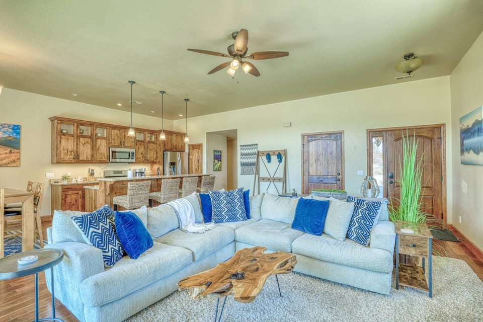 Large cozy couch and plenty of seating for everyone. Welcome home!