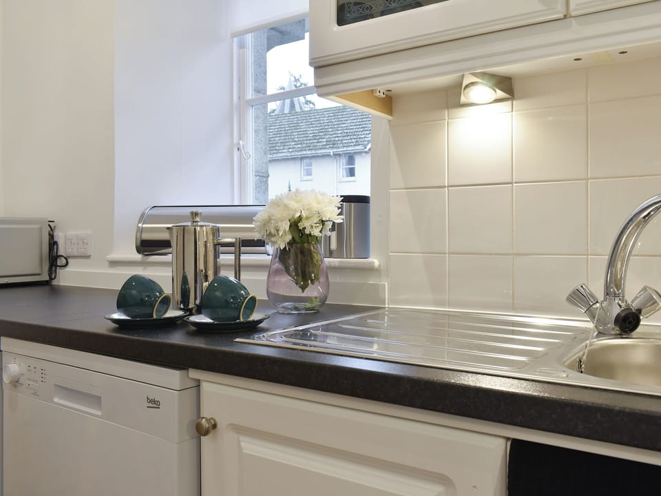 Fully appointed fitted kitchen | West Lodge, Banchory