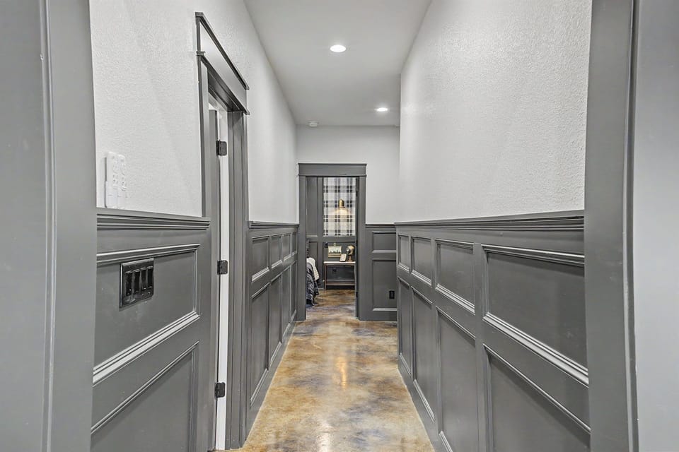 Hallway to bedrooms from game room