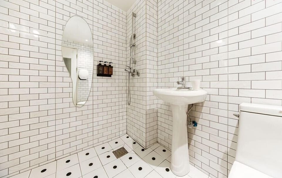 Standard Room | Bathroom | Free toiletries, hair dryer, towels, soap