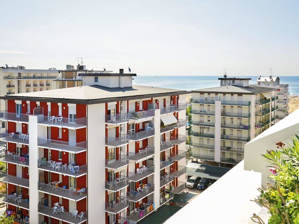Residential Area, Building, Apartment, Condominium, Property, Architecture, Mixed-Use, Real Estate, Urban Area, Human Settlement