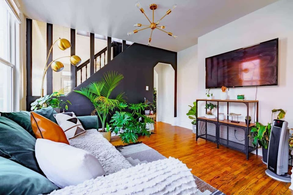   Beautiful space, perfect location, attentive host - Blaise 11/2024