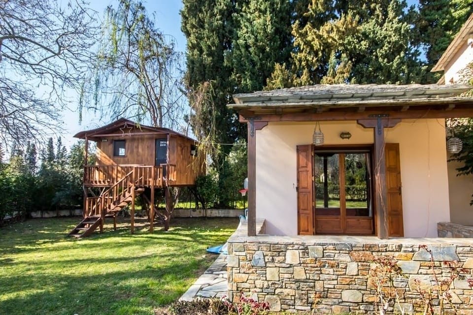 Villa Helios House in Magnesia Prefecture, Greece