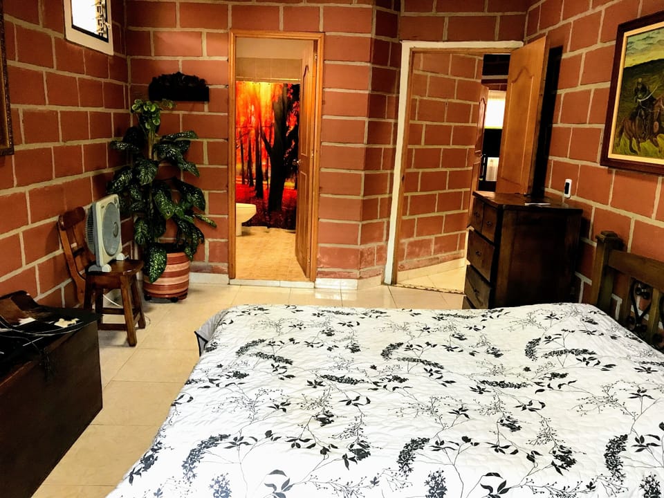 Master bedroom 