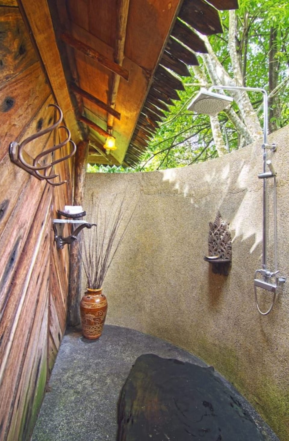 Bathroom shower