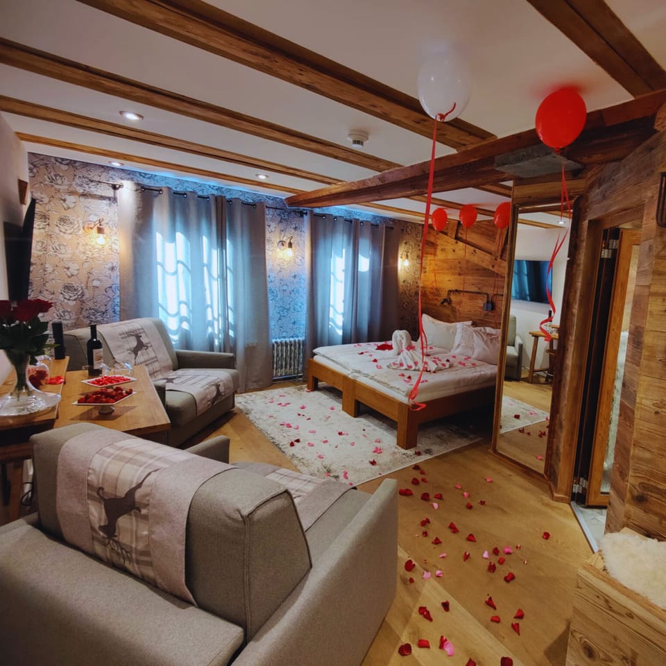 Superior Double Room | Desk, laptop workspace, soundproofing, free WiFi