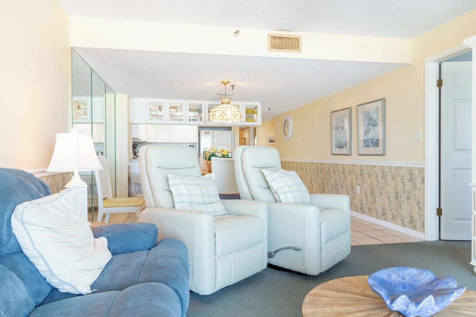 Beach Place 210 Living Room