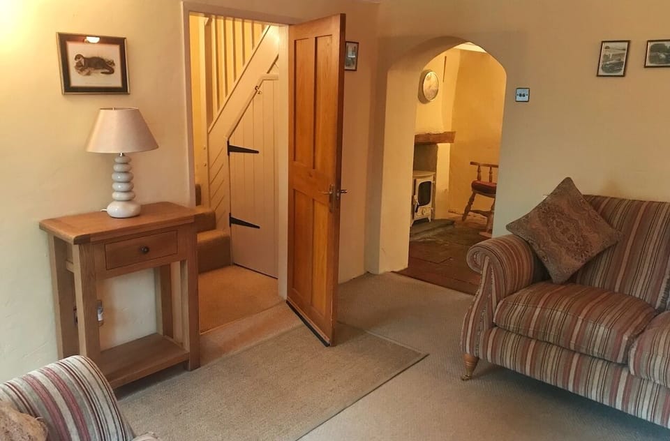 looking from lounge to dining room 