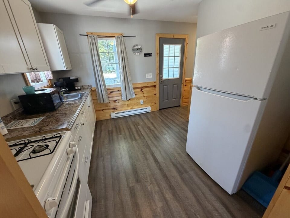 Whips 1 Kitchen