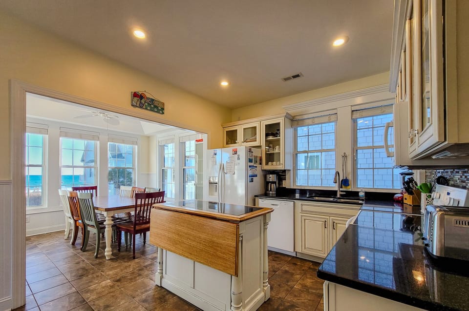 4364 Island Dr (Shore Beats Work [Int Reshoot - Full]) - watermarked-30
