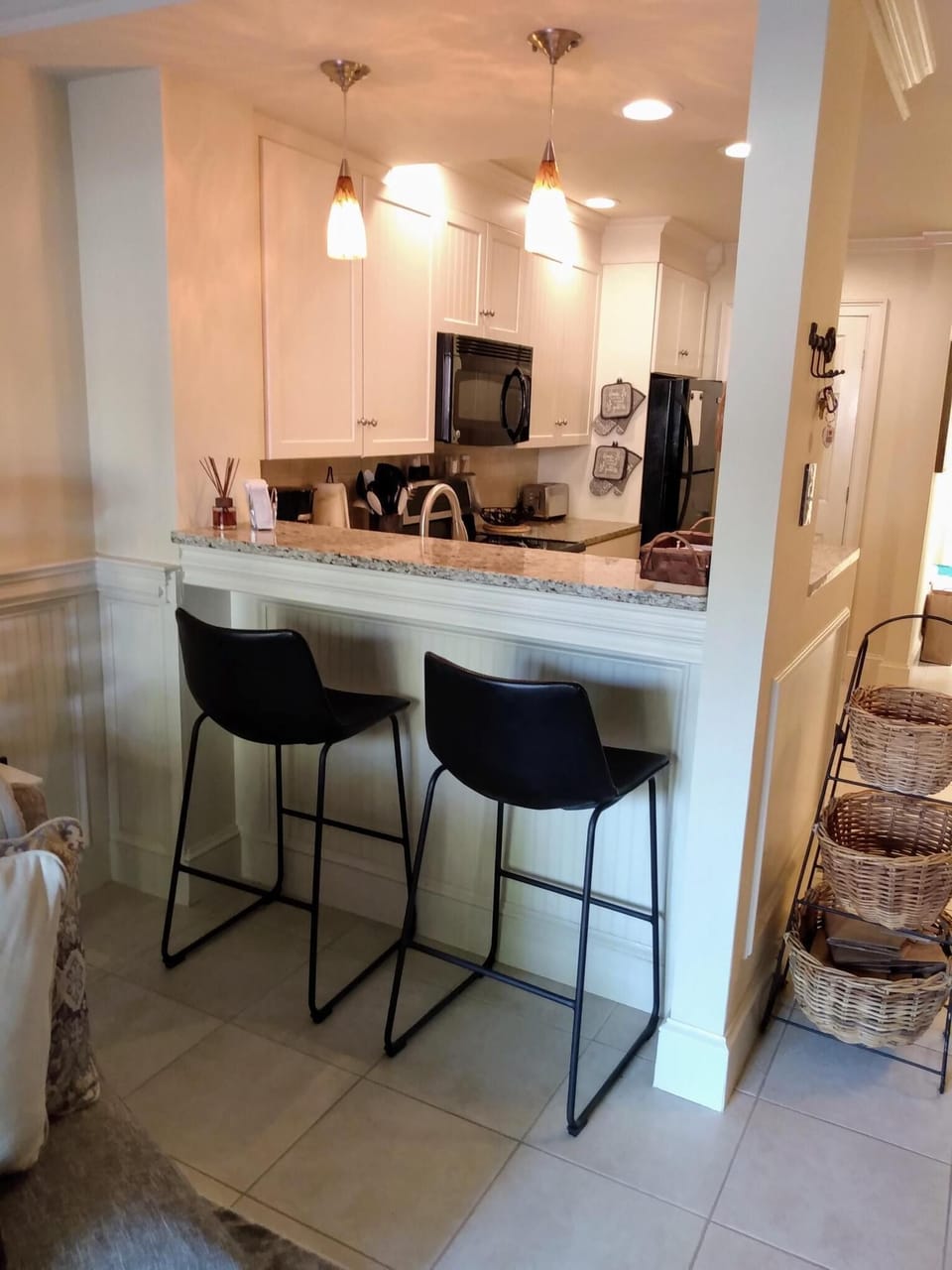 Breakfast bar