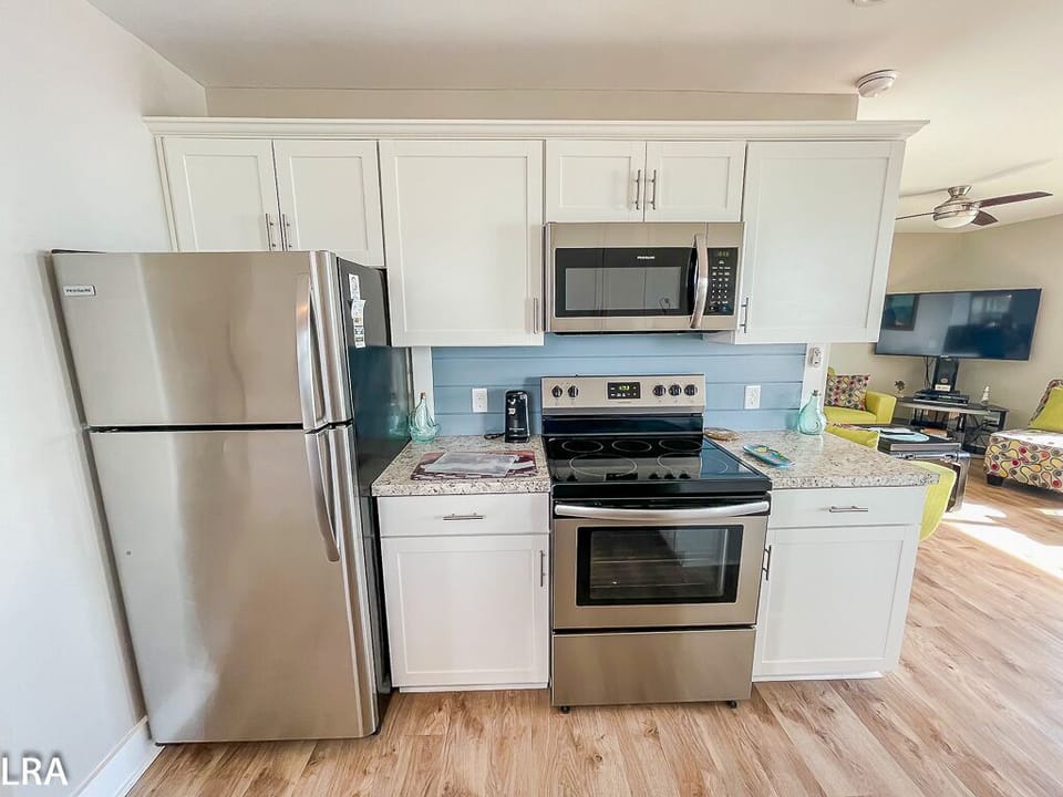 Kitchen-8