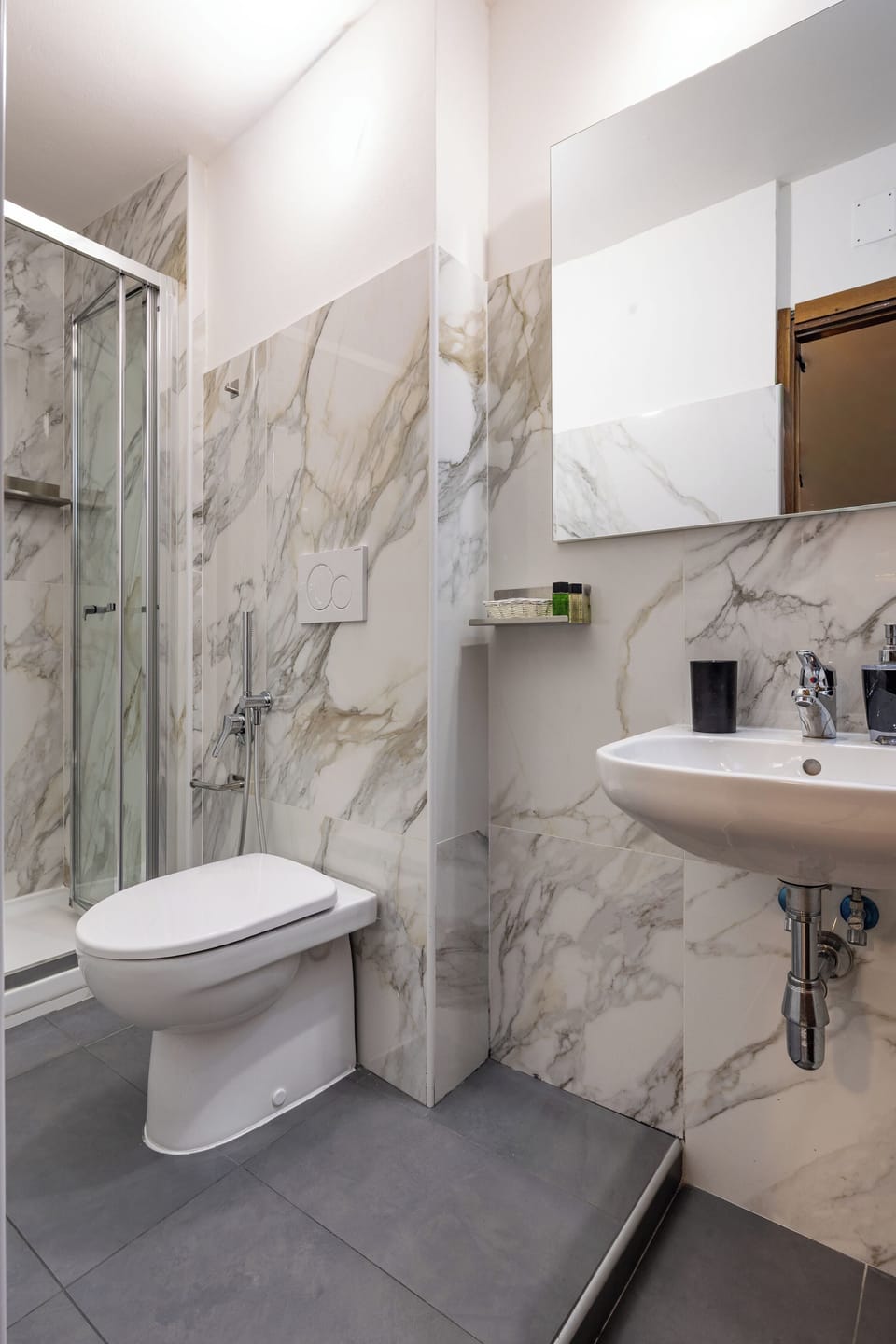 Basic Double Room, Private Bathroom (external) | Bathroom | Free toiletries, hair dryer, towels