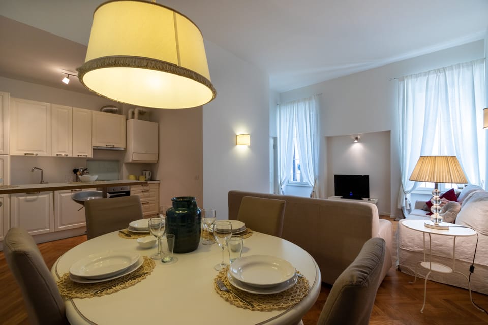 Apartment, 2 Bedrooms | In-room dining