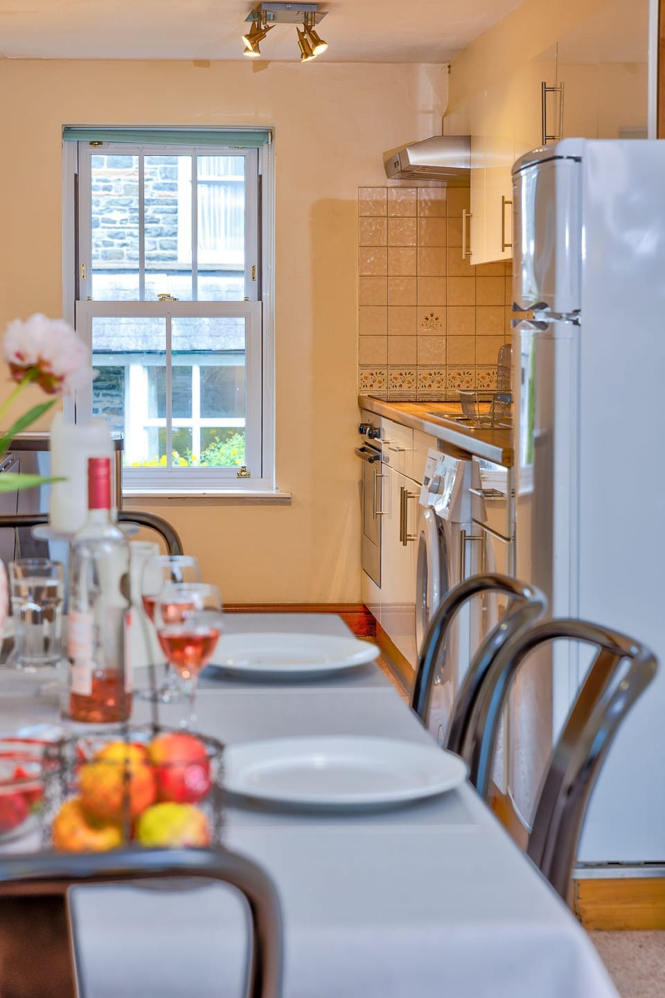 Howgills Apartment 9 -  Open plan lounge and dining area