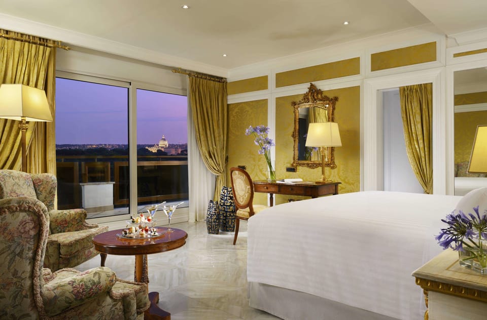 Royal Suite | Premium bedding, down comforters, Tempur-Pedic beds, minibar