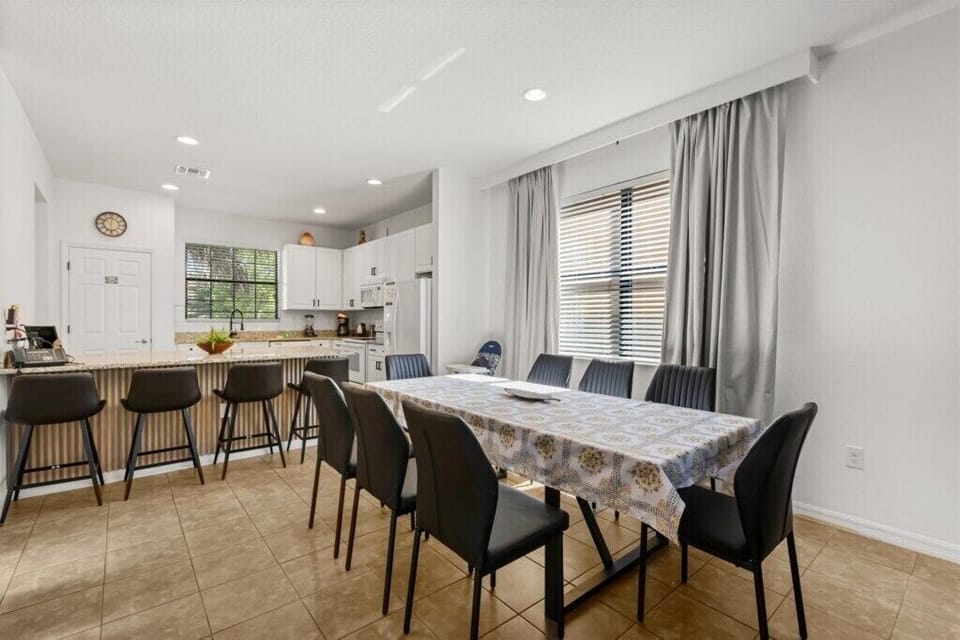 13-2609RosemontCir[3004175]-11