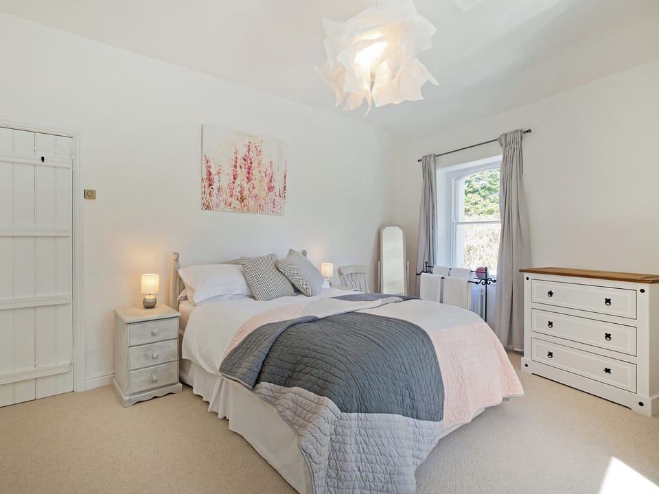 Light and airy double bedroom | Duck Cottage, Gargrave