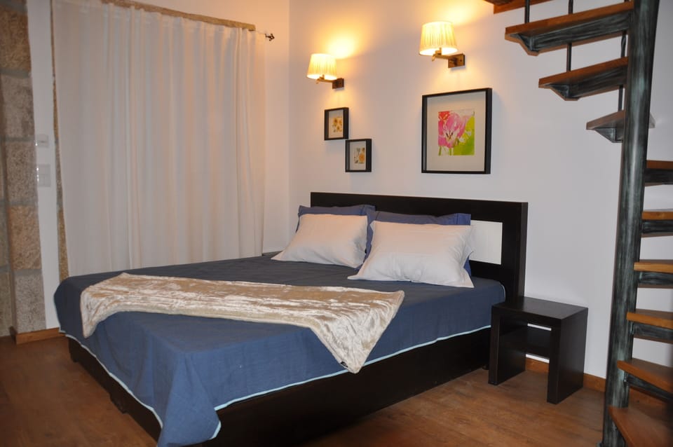 Double or Twin Room | Desk, soundproofing, free cribs/infant beds, rollaway beds
