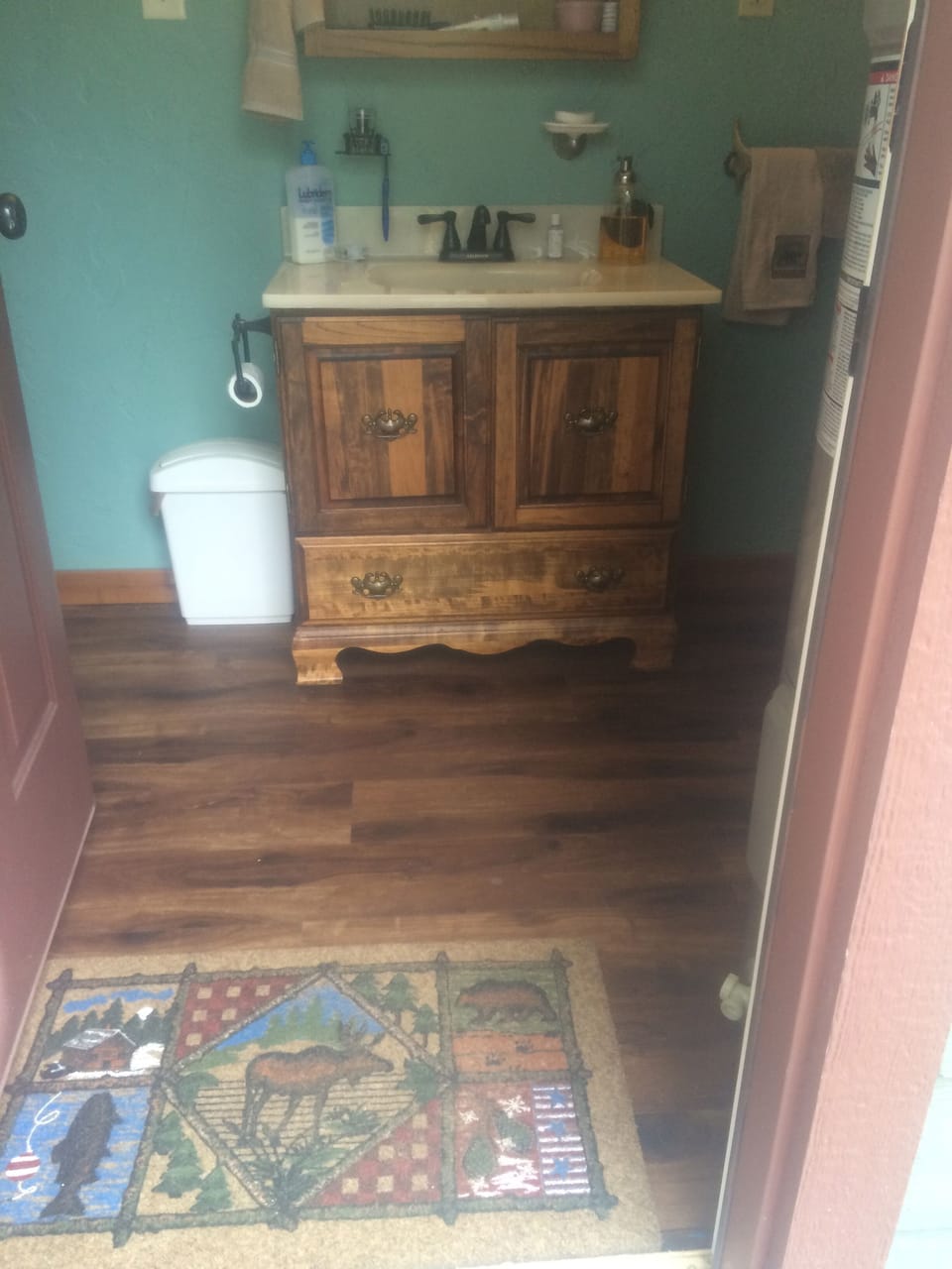 Bath vanity.