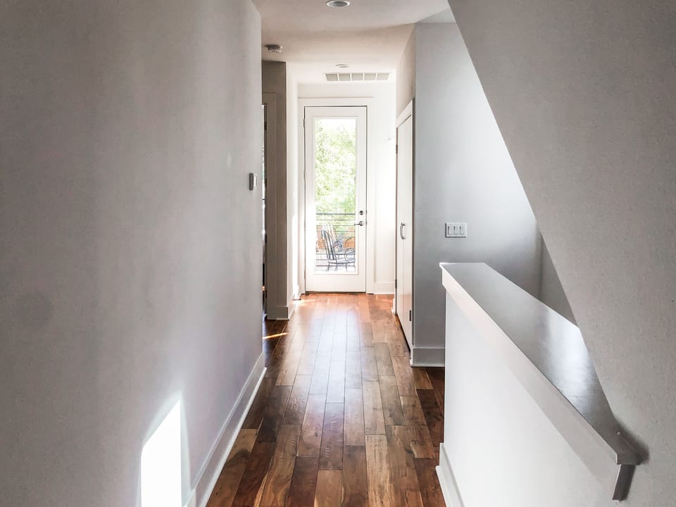 2nd floor hall