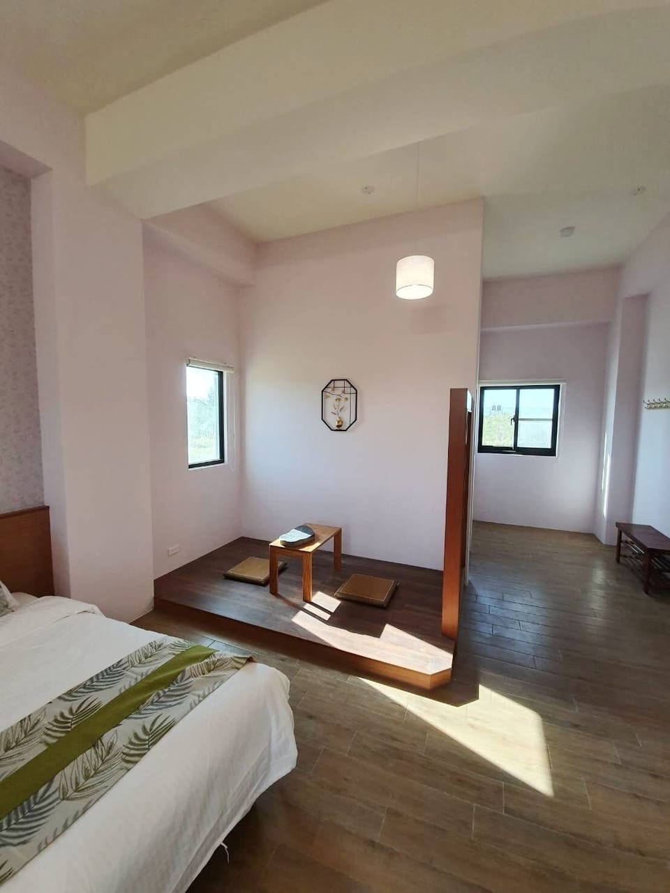 Quadruple Room (B101) | Desk, soundproofing, WiFi (free)