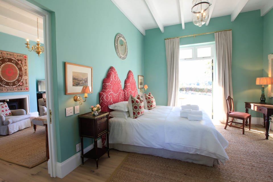 Pool House | Premium bedding, minibar, individually decorated, individually furnished