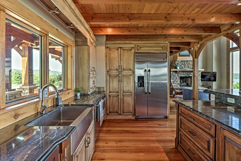 Gourmet Kitchen