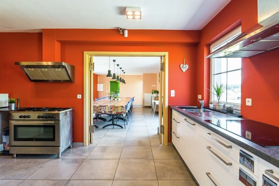 House | Living area | Flat-screen TV, foosball, table tennis