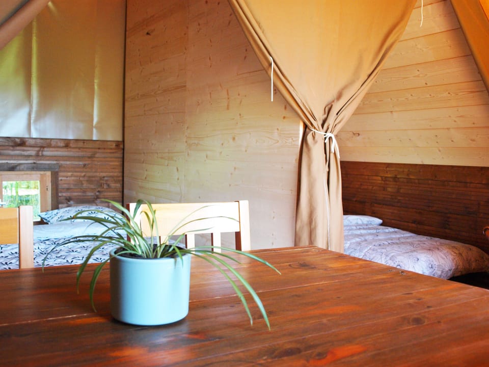 Family Tent, 2 Bedrooms, Non Smoking, Hill View | Individually decorated, individually furnished, bed sheets