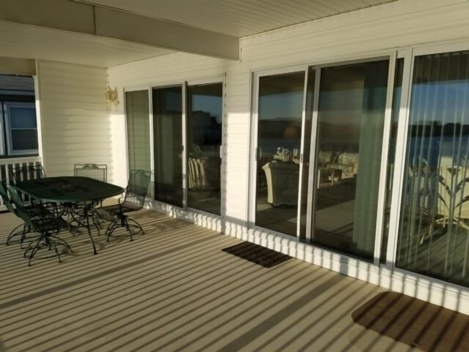 Covered porch