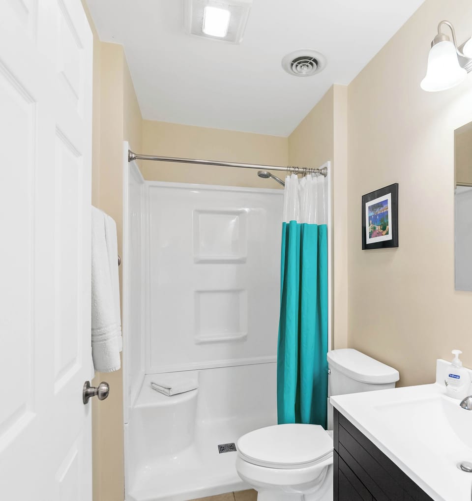 Woodland Pines Cottage first full bathroom with walk-in shower