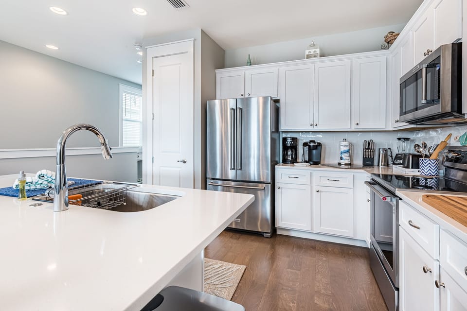 Loads of space in this kitchen!