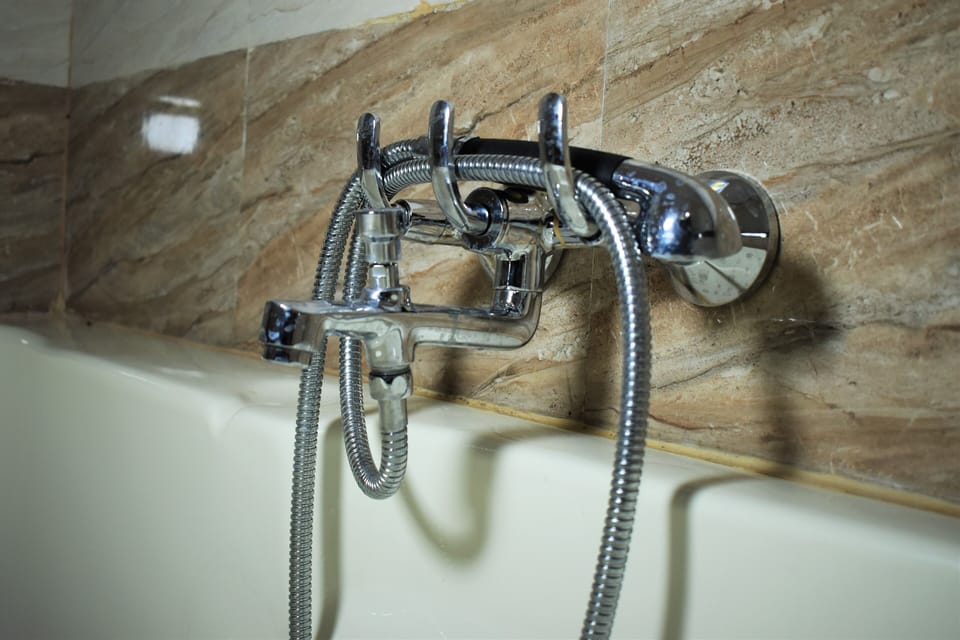 Superior Double Room | Bathroom amenities | Shower, free toiletries, towels