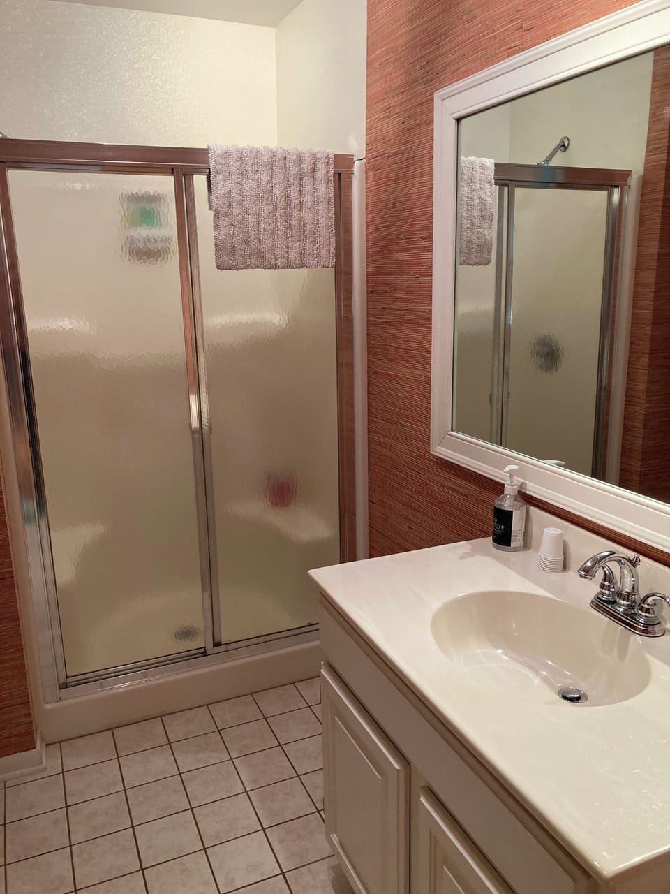 Bathroom next to Den.
Nice to shower off after coming out of the pool.