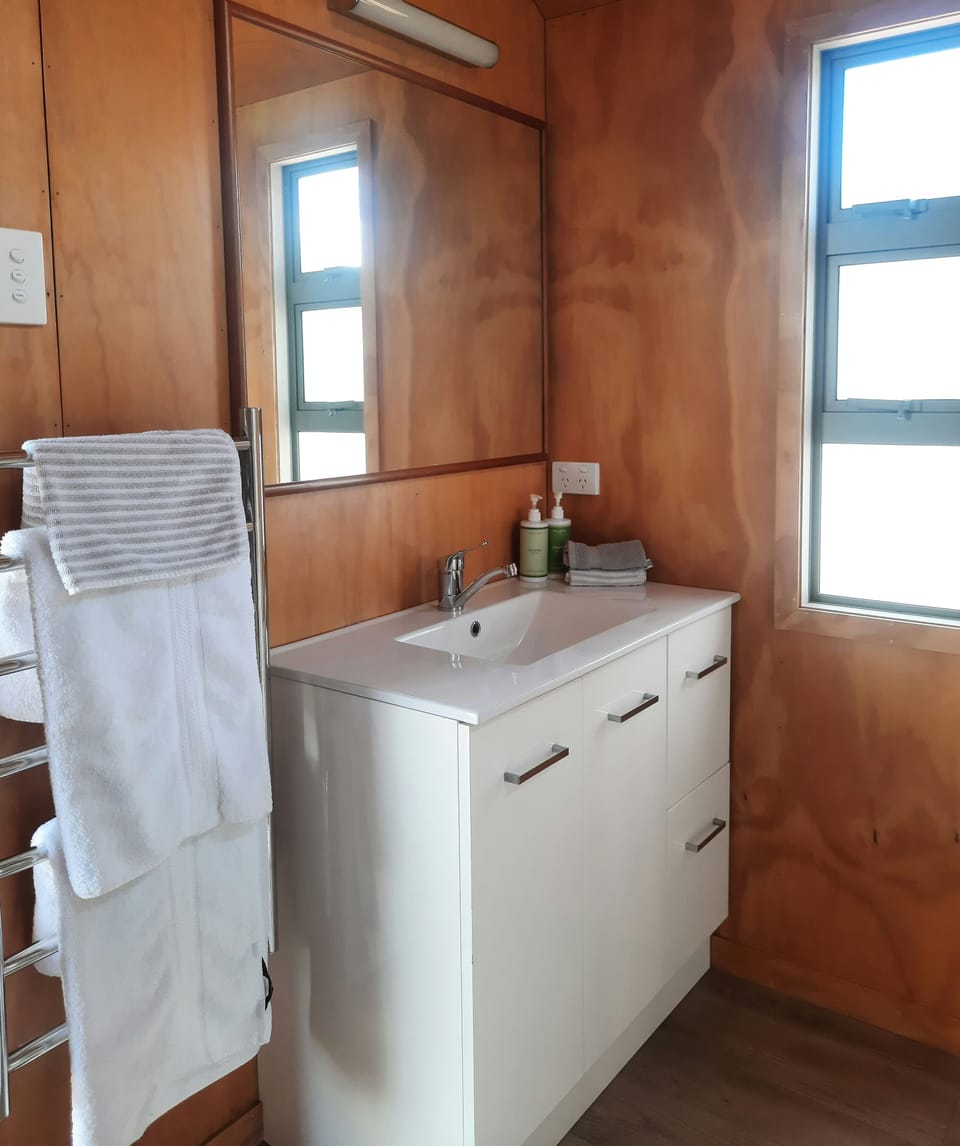 All towels and essential bathroom items are provided.