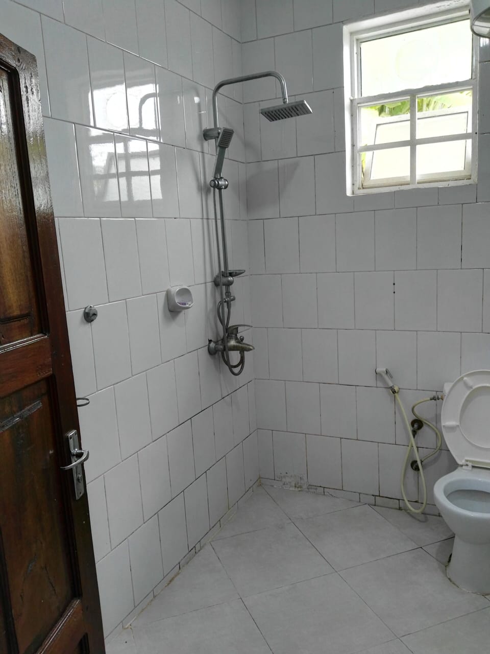 Sharook Lodge - Hostel Hostel in Tanzania