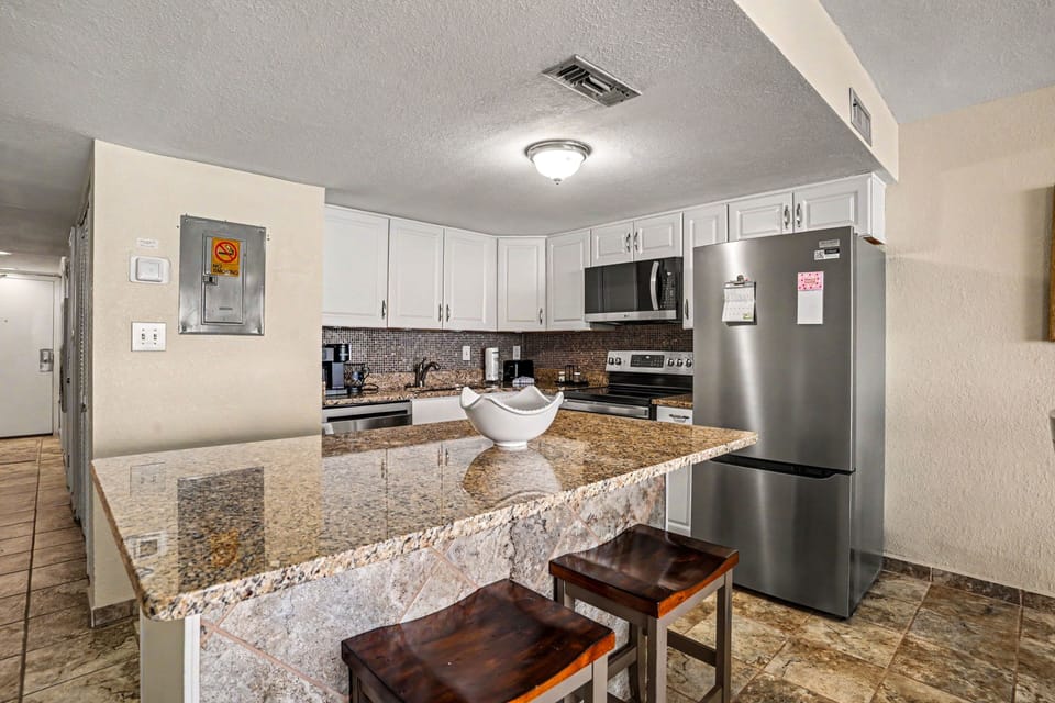 Condo, 2 Bedrooms | Private kitchen | Coffee/tea maker, fridge, oven, toaster