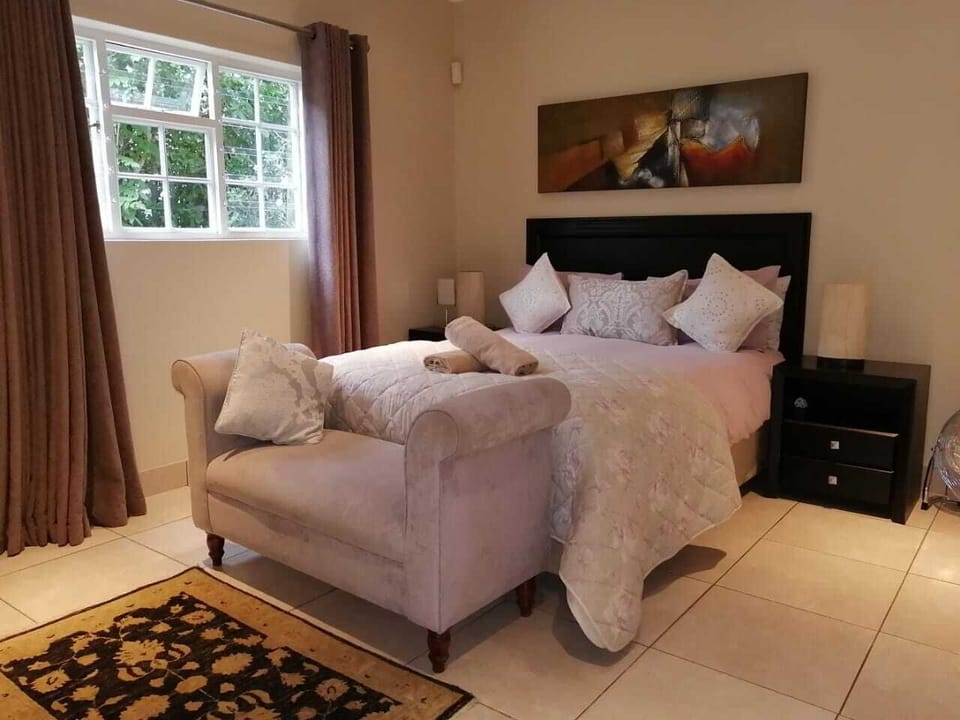 Deluxe Cottage (Fiore) | Desk, free WiFi, bed sheets, wheelchair access